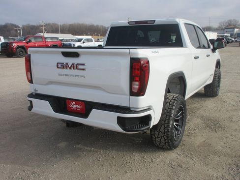 New 2026 GMC Sierra 1500 Pro image 5