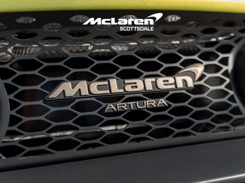 Used 2025 McLaren Artura Spider image 15