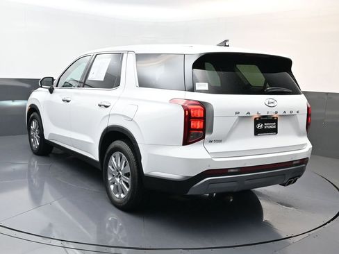 Used 2025 Hyundai Palisade SE image 6