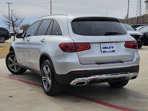 Used 2020 Mercedes-Benz GLC 300 4MATIC image 3