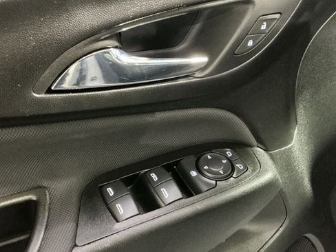 Used 2022 Chevrolet Equinox RS w/ RS Leather Package image 23