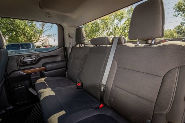 Used 2021 GMC Sierra 1500 SLE w/ X31 Off-Road Package AWD/4WD image 28