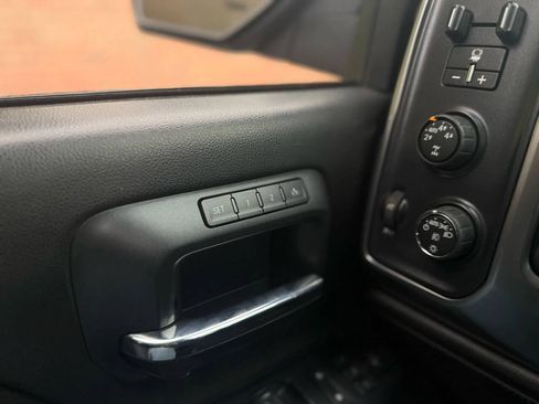 Used 2016 Chevrolet Silverado 1500 LTZ Z71 w/ LTZ Plus Package AWD/4WD image 21