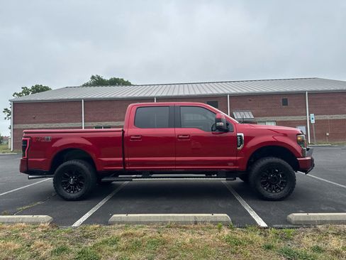 Used 2020 Ford F250 Lariat w/ Lariat Ultimate Package AWD/4WD image 3