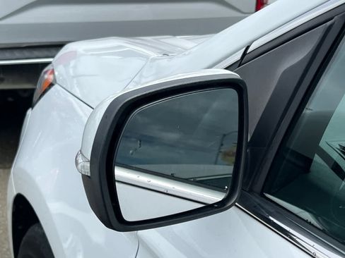 Used 2020 Ford Edge SEL image 20