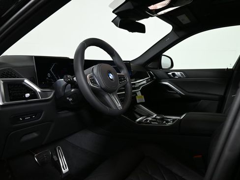 New 2026 BMW X6 xDrive40i w/ Climate Comfort Package image 15