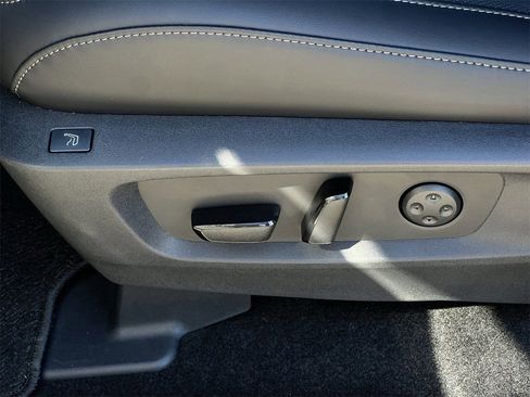 New 2026 INFINITI QX60 Autograph image 21