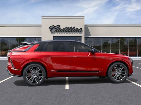 New 2026 Cadillac Lyriq V w/ LPO, Floor Liner Package image 29