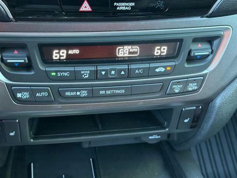 Used 2024 Honda Passport EX-L image 22
