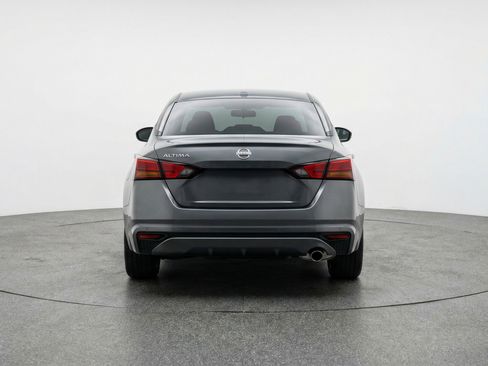 Used 2025 Nissan Altima 2.5 SV image 7