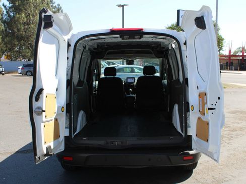 Used 2019 Ford Transit Connect XLT FWD image 25