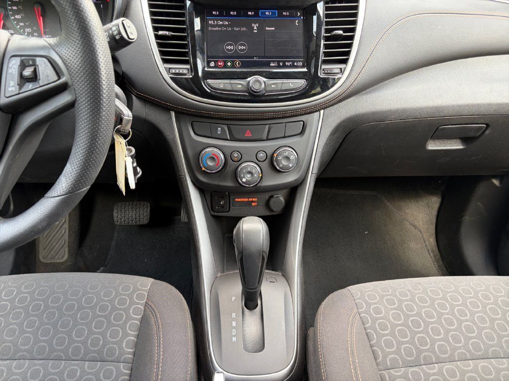 Used 2018 Chevrolet Trax LS AWD/4WD image 10