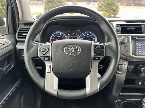 Used 2018 Toyota 4Runner SR5 image 7