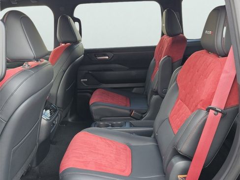 New 2026 Nissan Armada NISMO image 17
