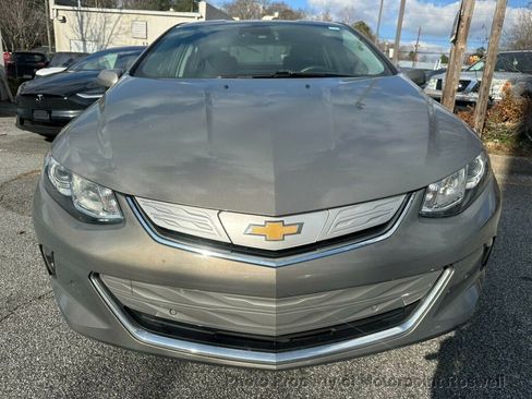 Used 2017 Chevrolet Volt Premier w/ Driver Confidence II Package image 5