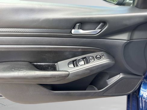 Used 2020 Nissan Altima 2.5 SR FWD image 19