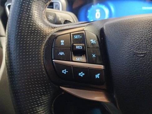 Used 2020 Ford Explorer ST w/ ST High-Performance Pack AWD/4WD image 18