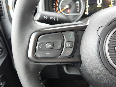 New 2025 Jeep Gladiator Sport image 19