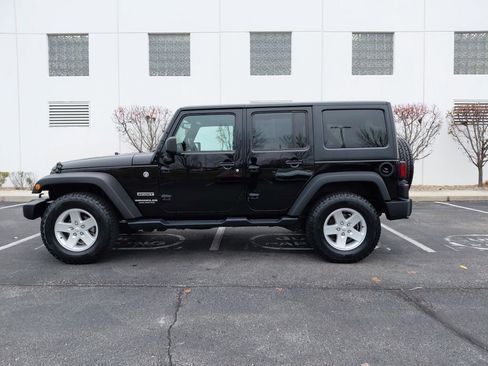 Used 2017 Jeep Wrangler Unlimited Sport w/ Quick Order Package 24S image 4