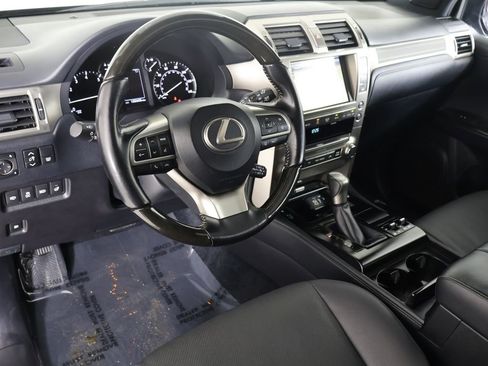 Used 2021 Lexus GX 460 Premium image 2