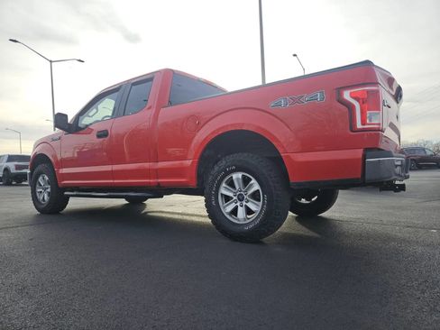 Used 2015 Ford F150 XLT image 2