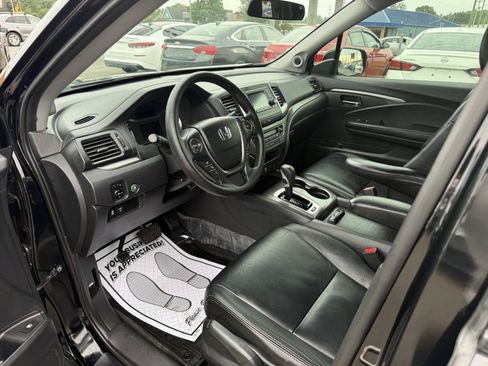 Used 2019 Honda Ridgeline Sport image 7