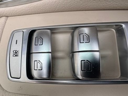 Used 2020 Mercedes-Benz GLC 300 4MATIC image 9