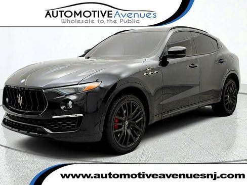 Used 2022 Maserati Levante GT AWD/4WD image 1