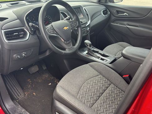 Used 2023 Chevrolet Equinox LT FWD image 11