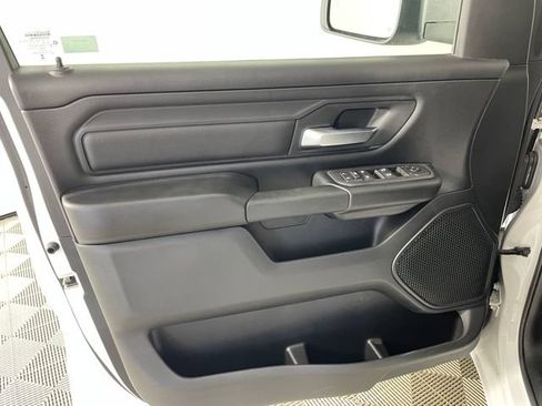 New 2026 RAM 1500 Express AWD/4WD image 12