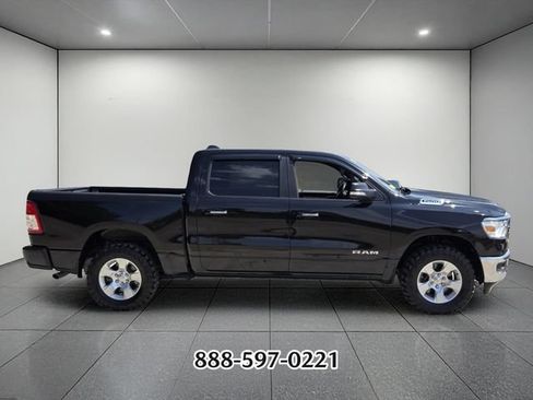 Used 2019 RAM 1500 Big Horn AWD/4WD image 6