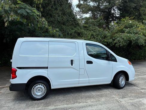 Used 2020 Nissan NV200 S FWD image 5