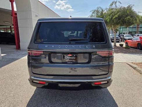 Certified 2023 Jeep Wagoneer L Series II RWD image 11