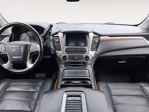 Used 2020 GMC Yukon Denali image 10