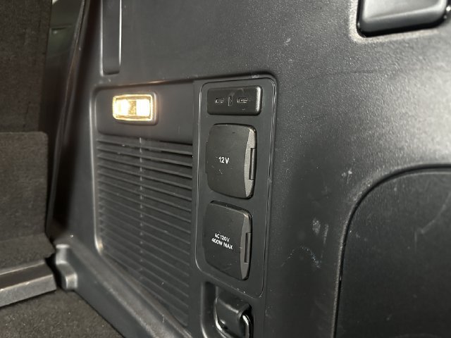 Certified 2025 Lincoln Navigator Reserve AWD/4WD image 45