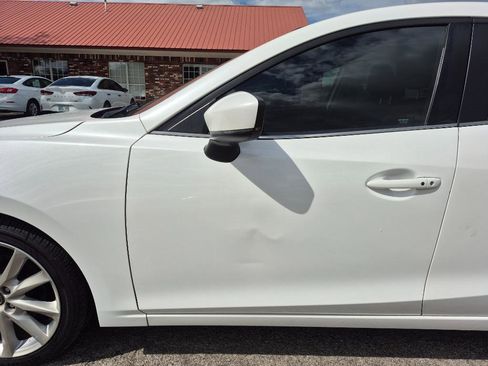 Used 2017 MAZDA MAZDA3 Touring FWD image 17