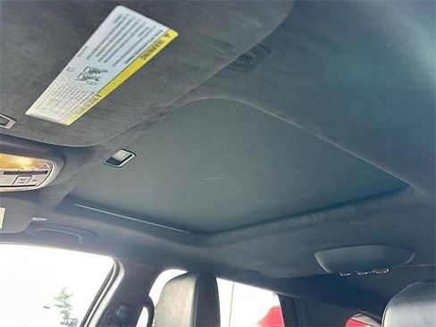 Certified 2022 Dodge Durango R/T image 17