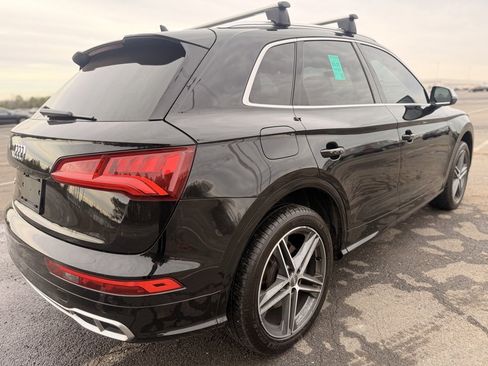 Used 2018 Audi SQ5 Prestige w/ Prestige Package image 4