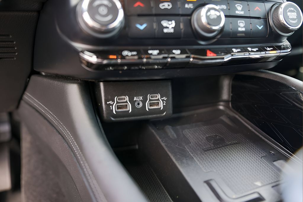 Used 2022 Dodge Durango Citadel RWD image 19