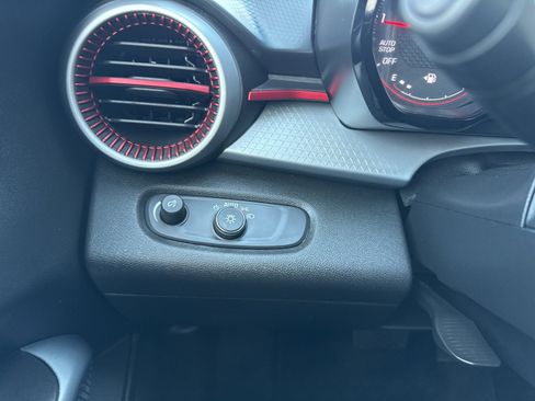 Used 2024 Chevrolet Trax RS w/ Driver Confidence Package image 35