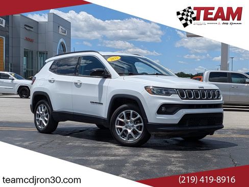 Used 2022 Jeep Compass Latitude AWD/4WD image 1