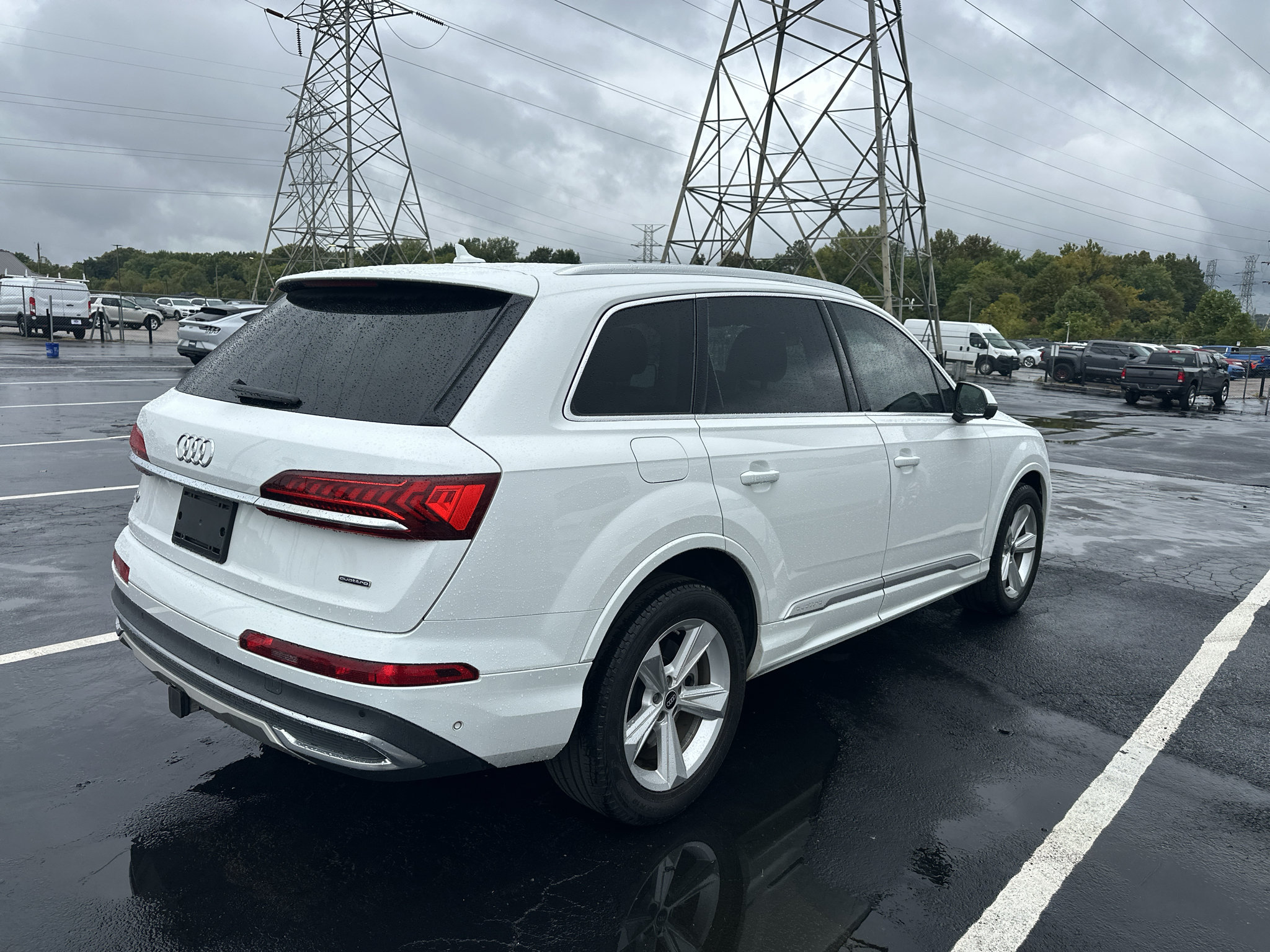 Used 2022 Audi Q7 3.0T Premium AWD/4WD image 5