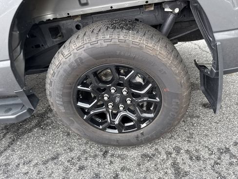 Used 2025 Ford F150 STX AWD/4WD image 18