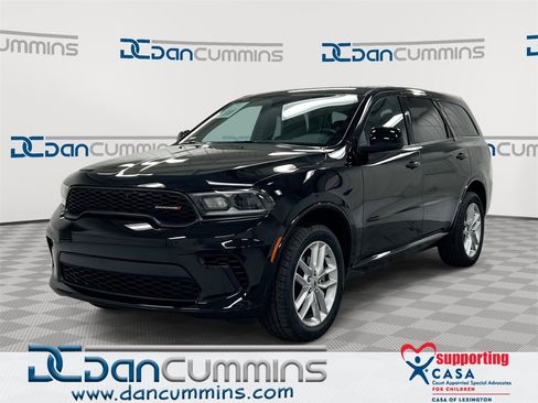 Used 2023 Dodge Durango GT image 1