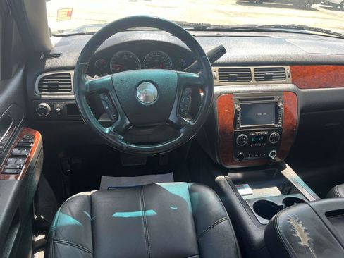Used 2010 Chevrolet Tahoe LT RWD image 13