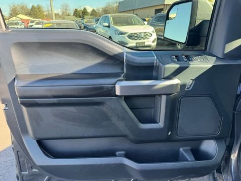 Used 2019 Ford F150 XLT w/ Equipment Group 302A Luxury image 19