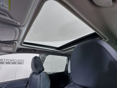 Used 2022 Subaru Forester Premium image 20