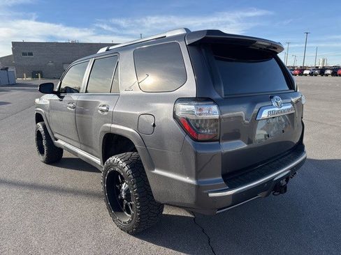 Used 2022 Toyota 4Runner Limited image 5