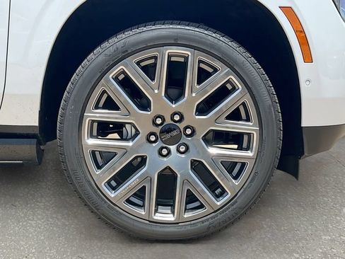 New 2026 GMC Yukon XL Denali Ultimate AWD/4WD image 19