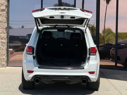 Used 2019 Jeep Grand Cherokee SRT image 30